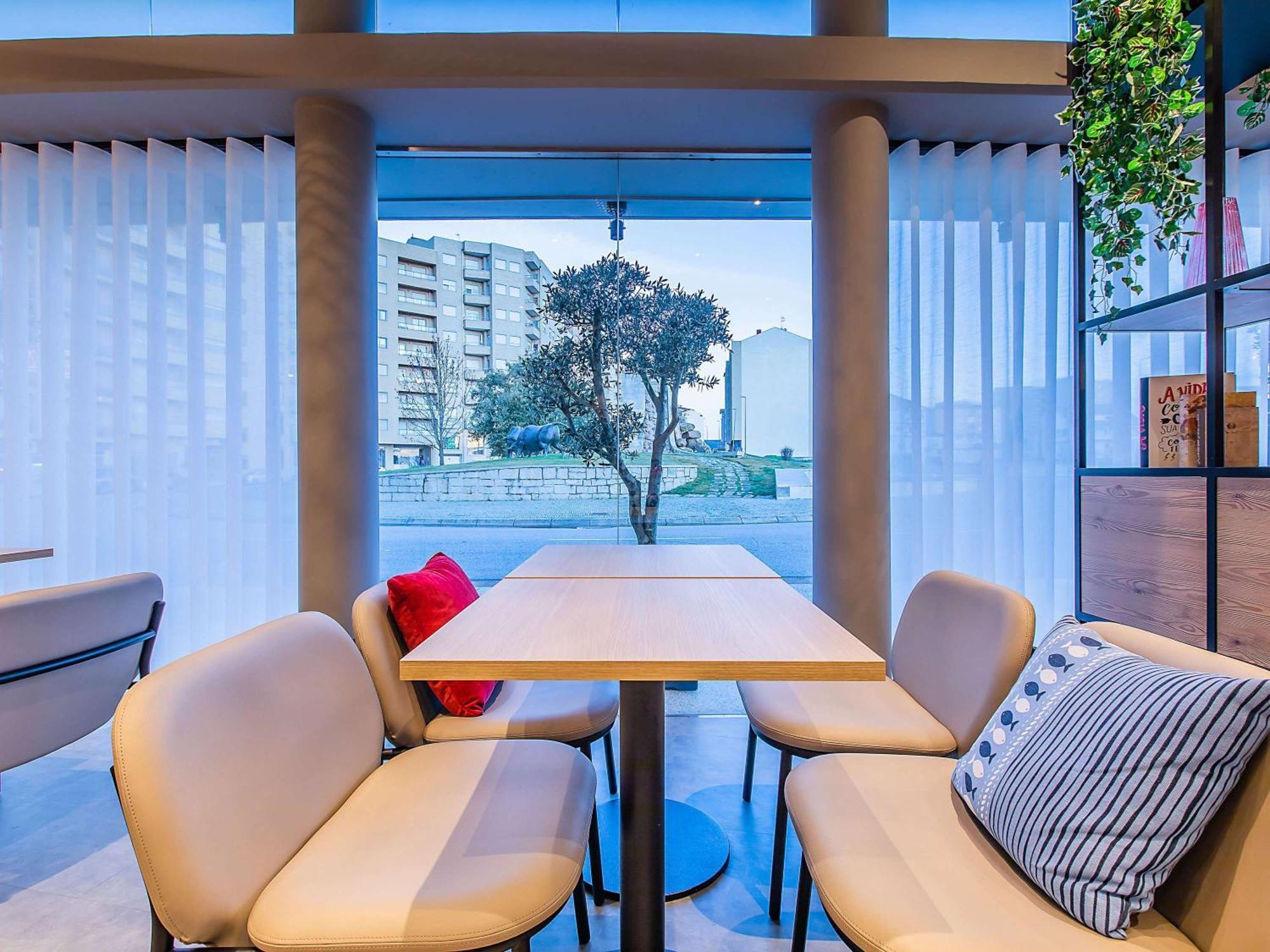 Hotel Ibis Braganca Luaran gambar
