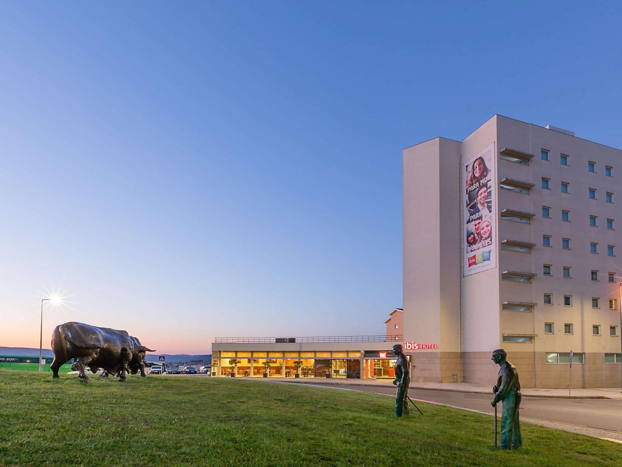 Hotel Ibis Braganca Luaran gambar