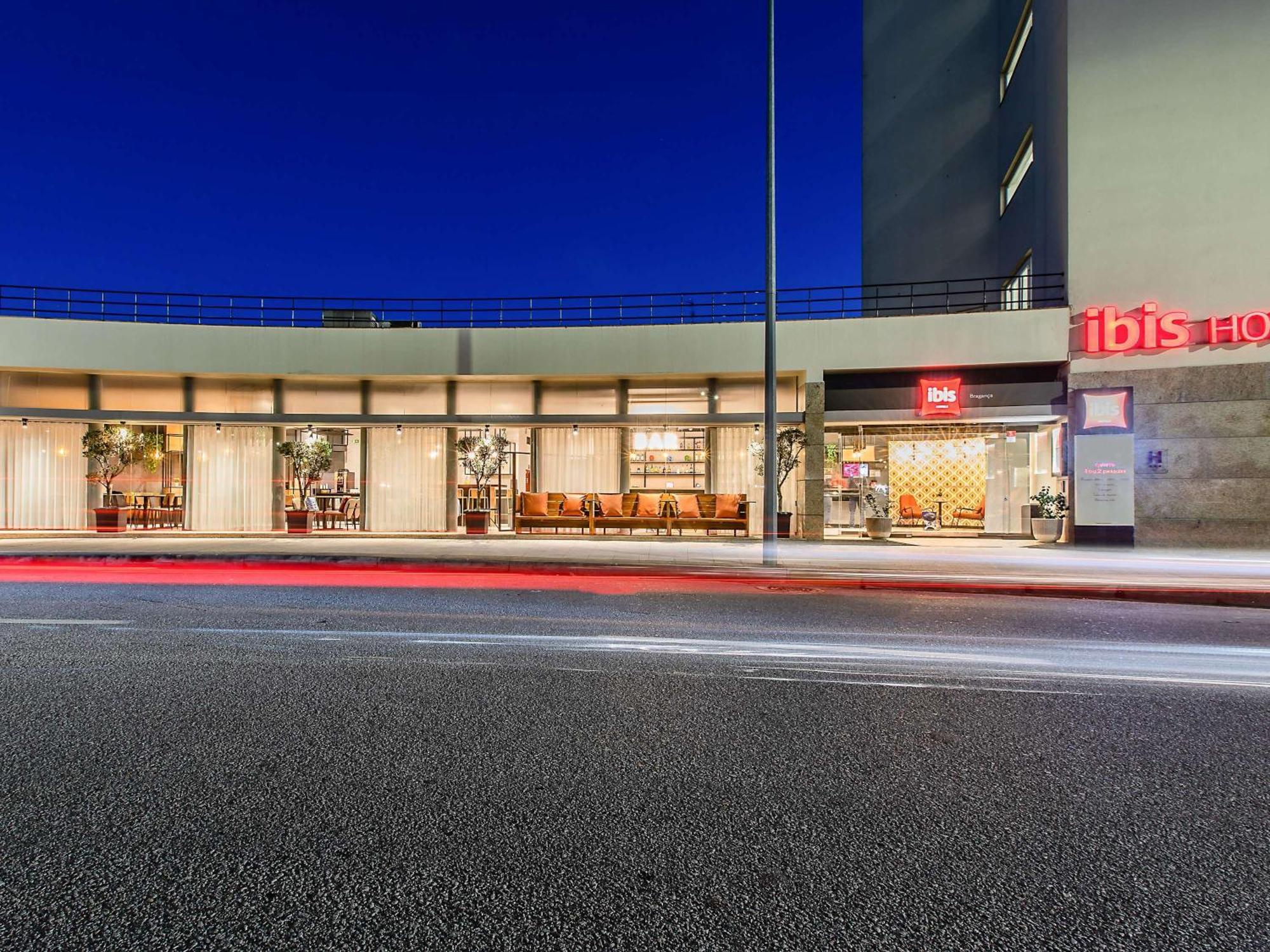 Hotel Ibis Braganca Luaran gambar
